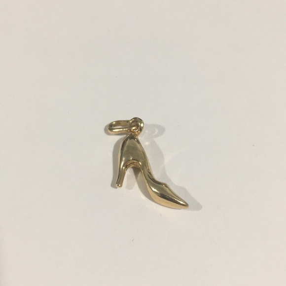 14k Yellow Gold Shoe 3D 👠 Charm - Picture 3 of 5